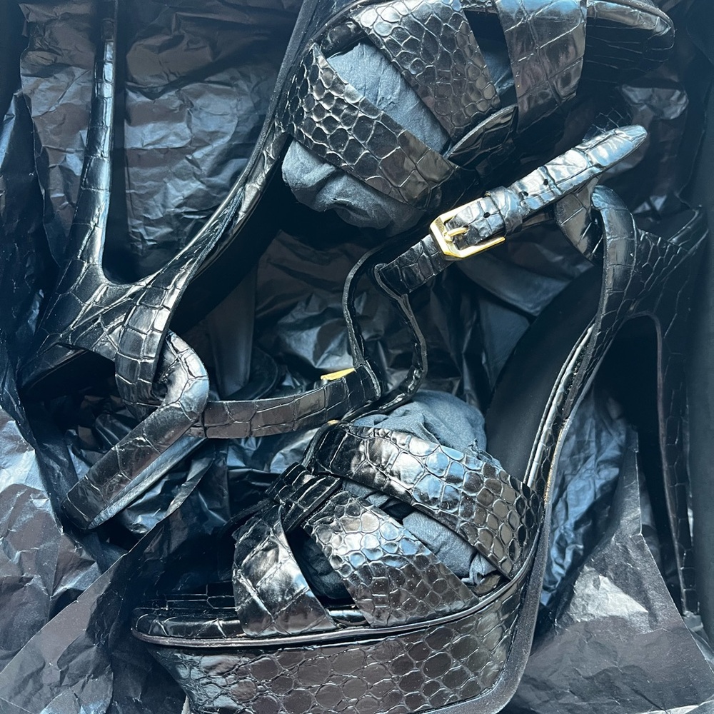 Yves Saint Laurent Black Croc-Embossed Heels